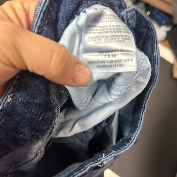 Wrangler size 1 x 32 length - Picture 2 of 7